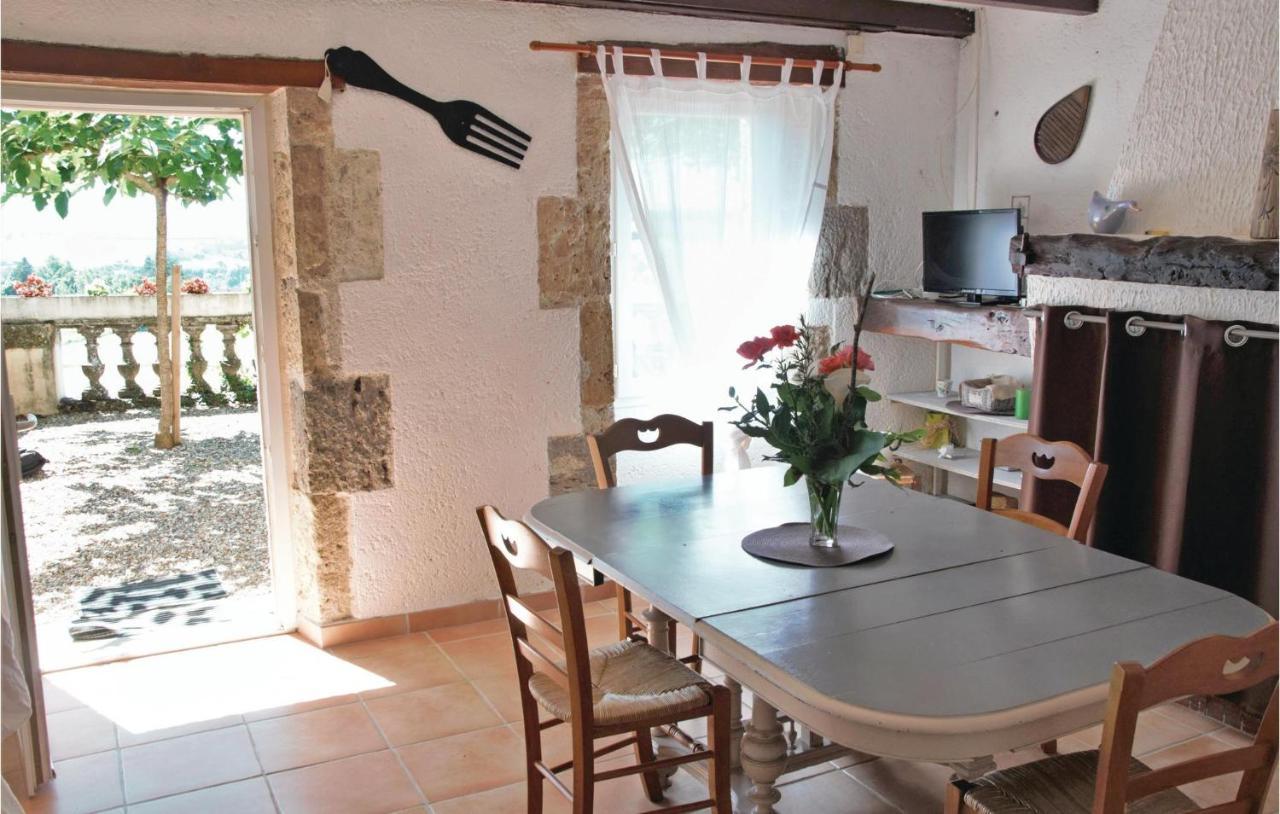 Gorgeous Home In Lavardac With Kitchen Eksteriør bilde